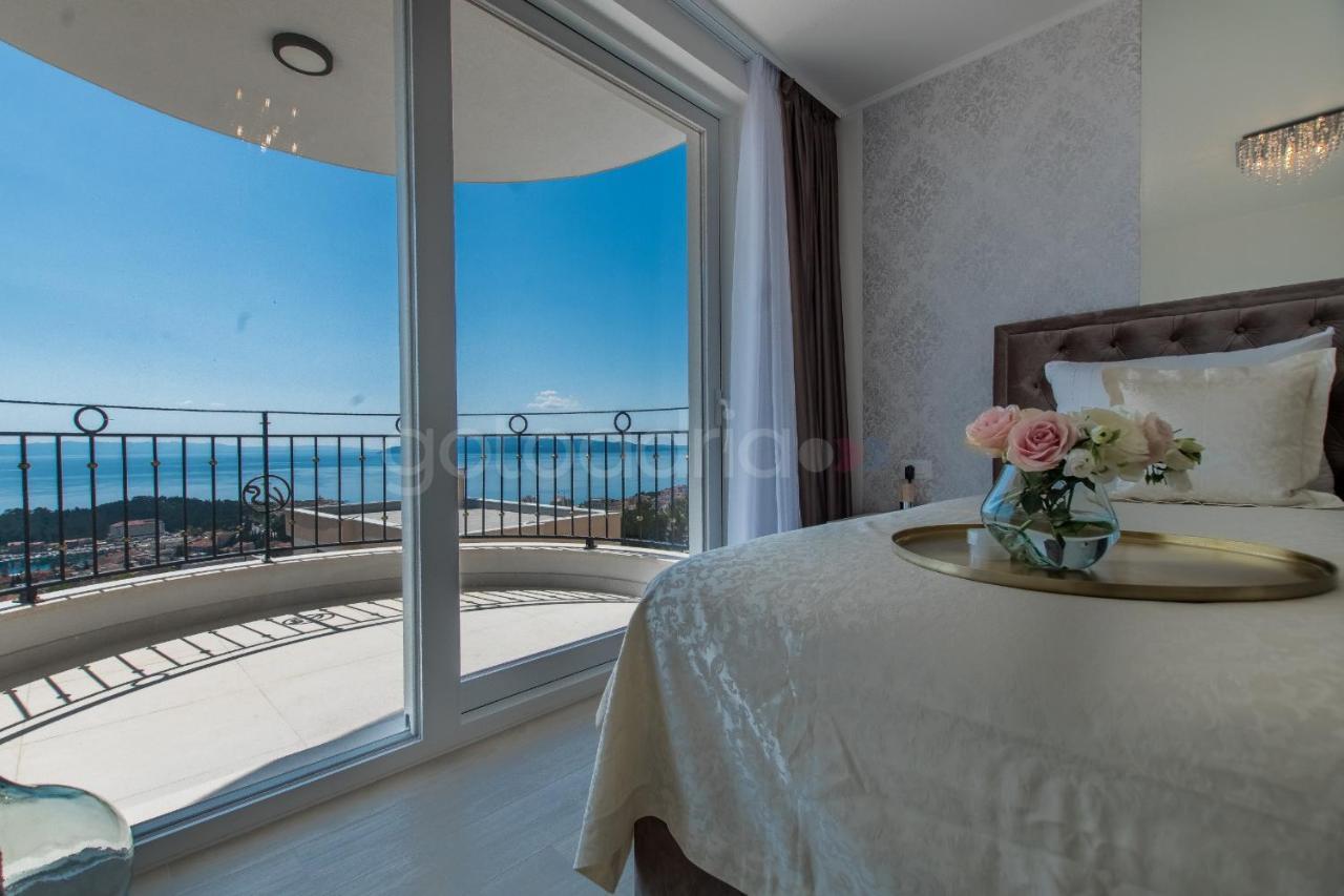 Villa Smaragd - Opal - Luxury Apt With Shared Pool And Private Hot Tub Makarska Ngoại thất bức ảnh