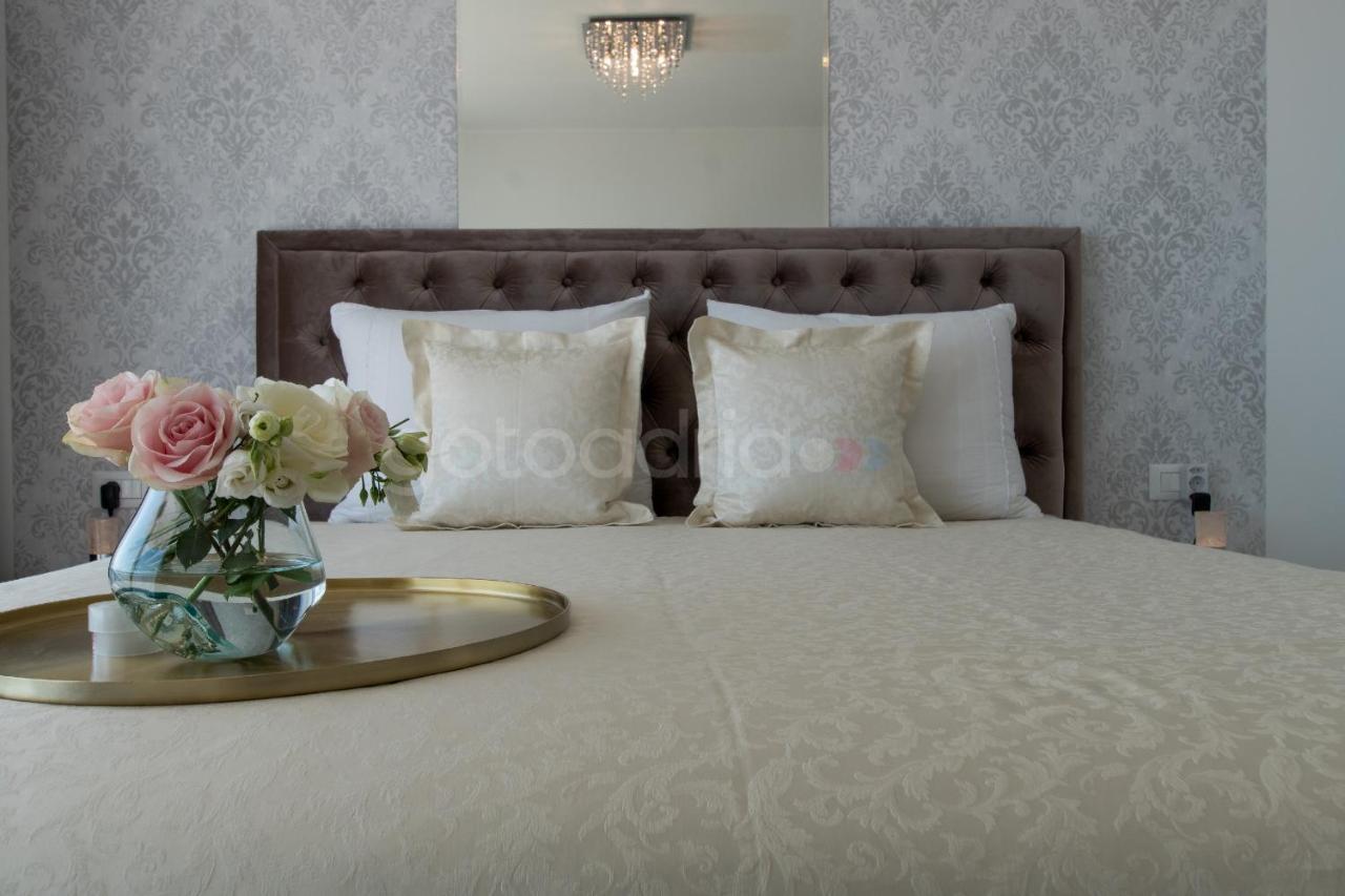 Villa Smaragd - Opal - Luxury Apt With Shared Pool And Private Hot Tub Makarska Ngoại thất bức ảnh